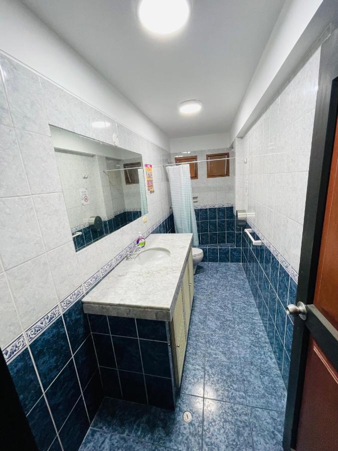 לימה Rainbow Hostel מראה חיצוני תמונה